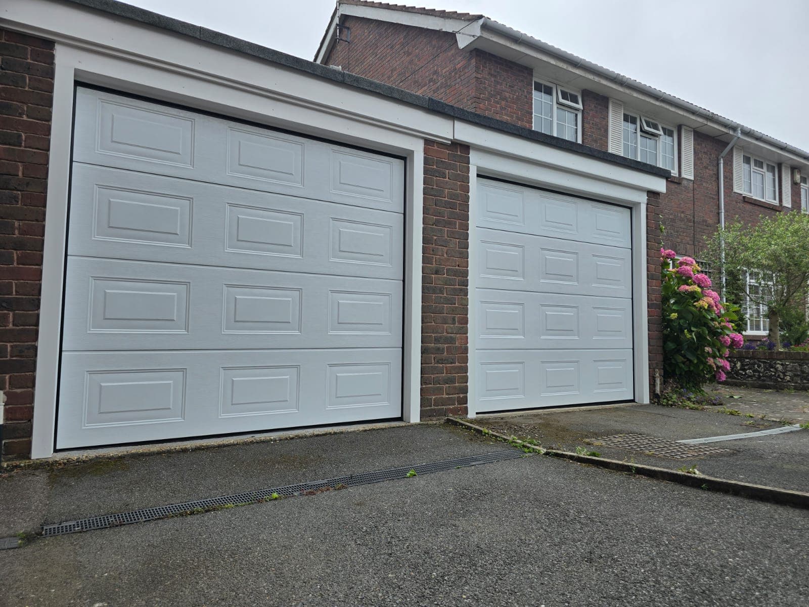 Novoferm sectional doors with 10-year warranty